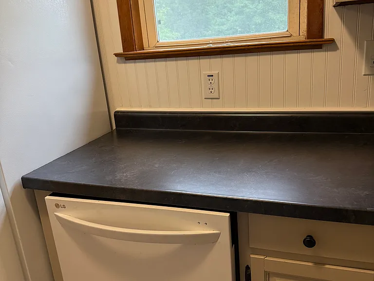 116 Victory Dr — Photo 10