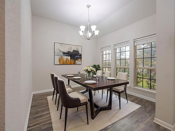 3rd image of 138 Emery Oak Way