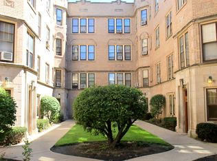 7447 N Claremont Ave APT 1F, Chicago, IL 60645