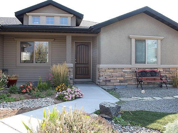 Zeroscape front yard