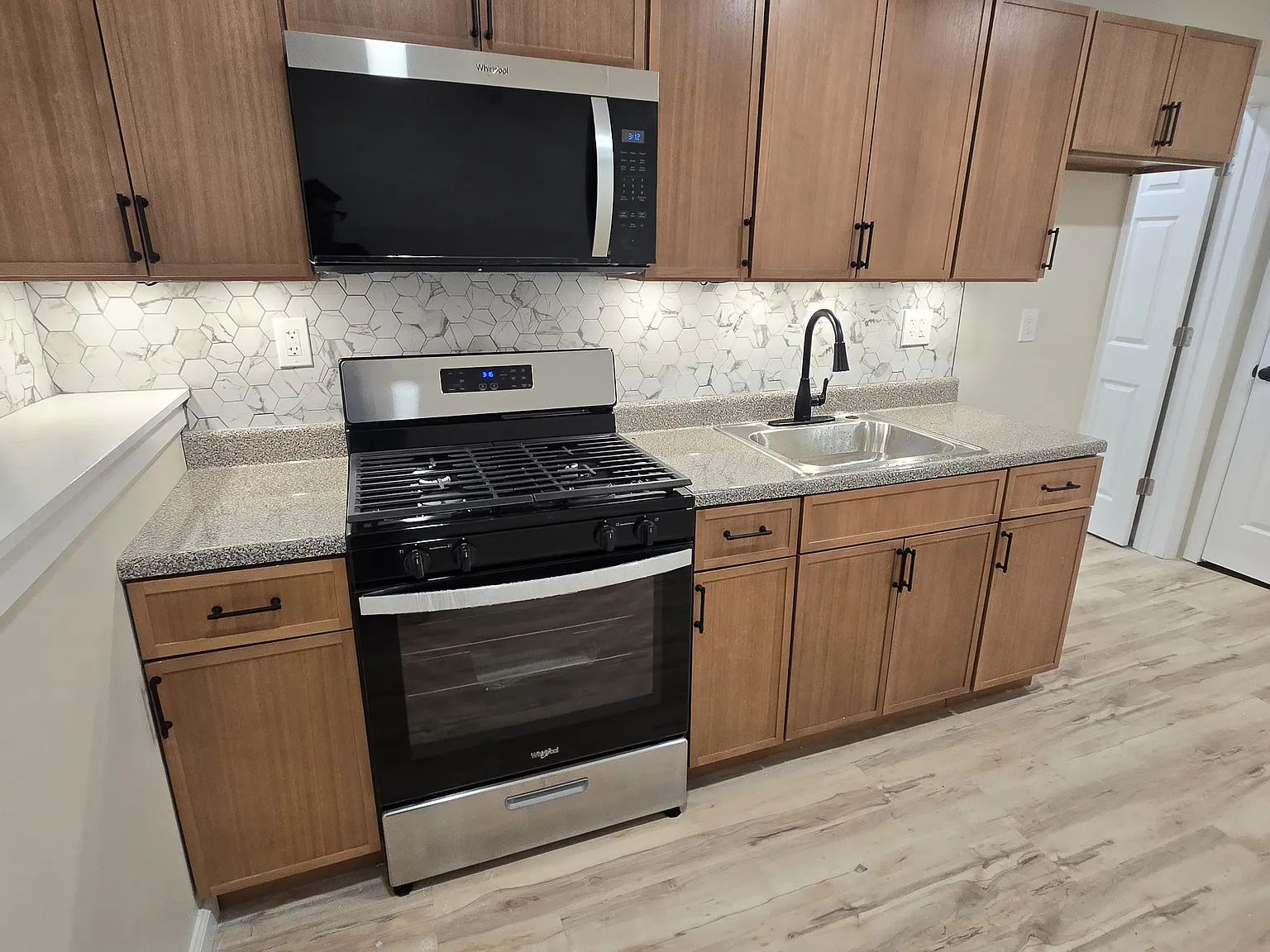 1 bed, 600 sqft, $1,695 — Photo 1