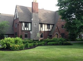 564 Mountain View Dr, Lewiston, NY 14092