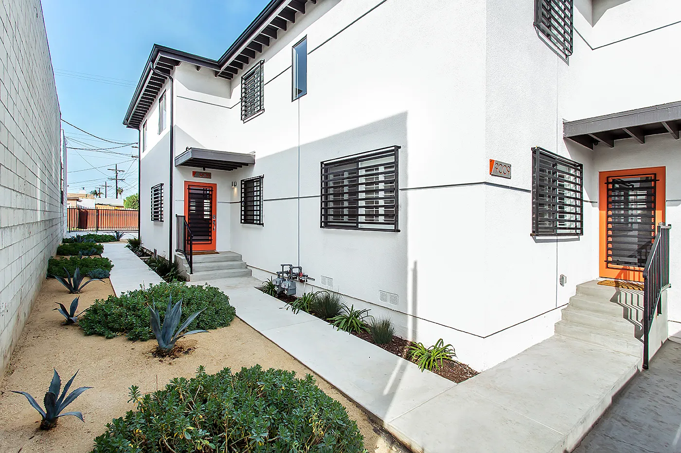 4 bed, 1700 sqft, $3,299 — Photo 1
