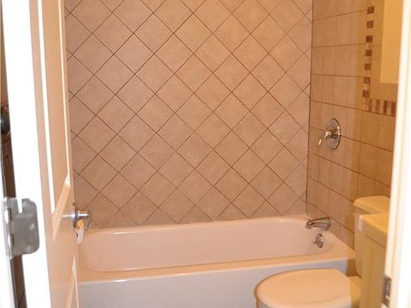 5th image of 306 E 119th St APT 2