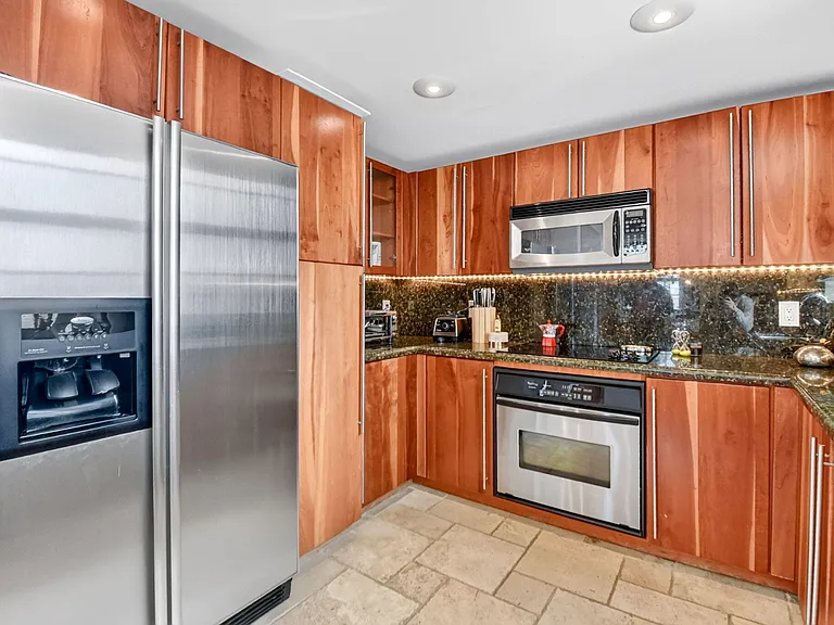 610 Clematis St #424 — Photo 14
