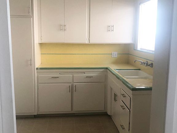 5th image of 1145 S Holt Ave APT 2