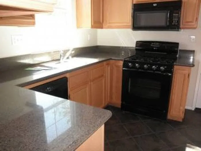 4 bed, 2.5 bath, 1540 sqft, $3,150 — Photo 3