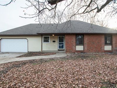 411 NE Corder St, Lees Summit, MO, 64063