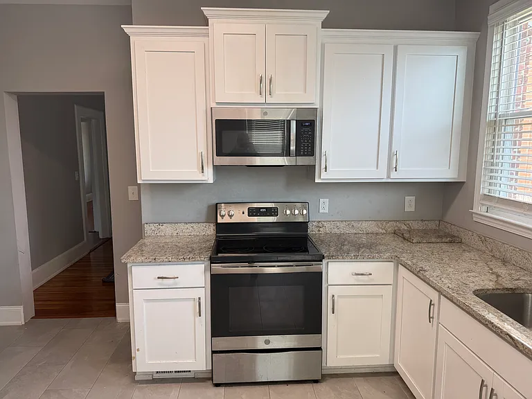 211 Shuler St — Photo 22