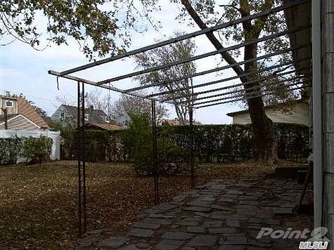 2nd image of 171 Lindbergh Ave