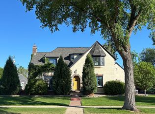 616 Lincoln Ave, Minot, ND 58703