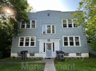 1110 E 11th St APT B, Duluth, MN 55805