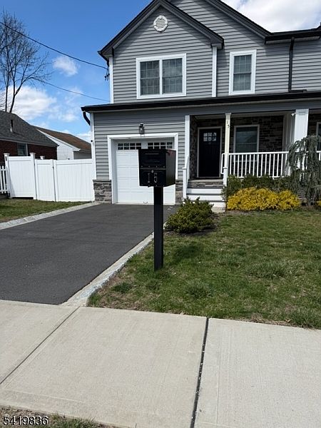 1st image of 15 Rector Ave