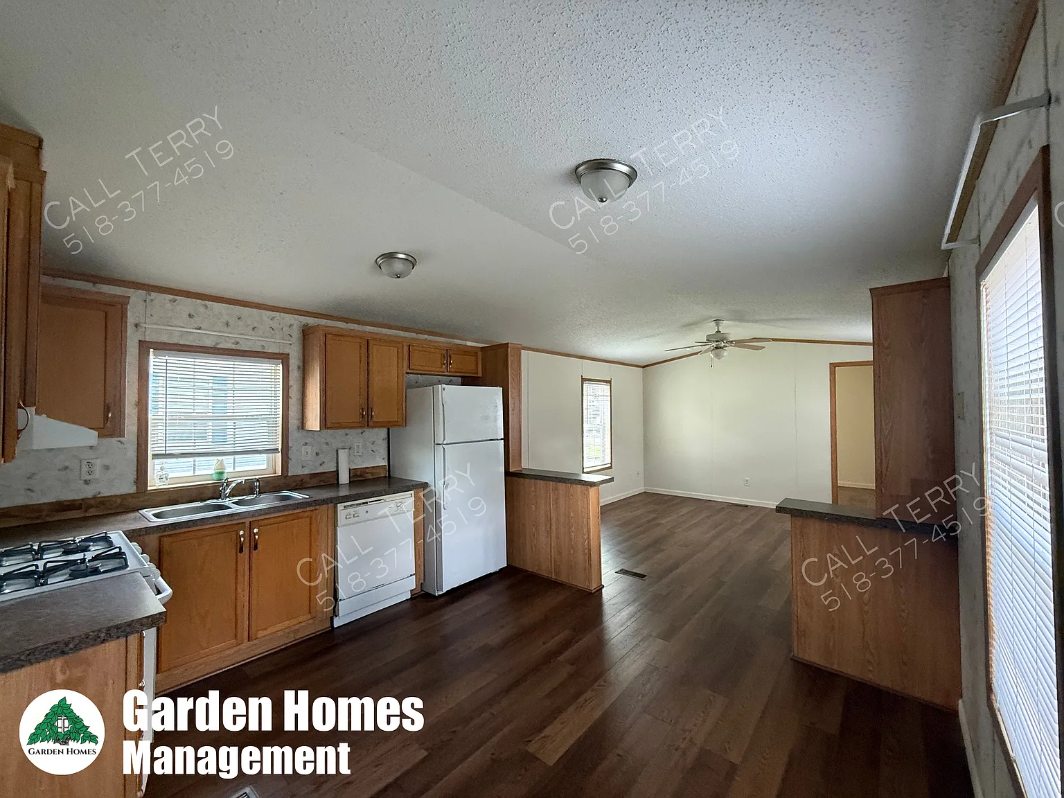 2 bed, 756 sqft, $1,460 — Photo 2
