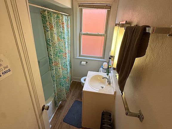 4th image of 316 Semple St #316D