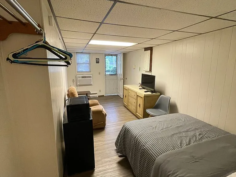 Cozee Court Lodging — Photo 17