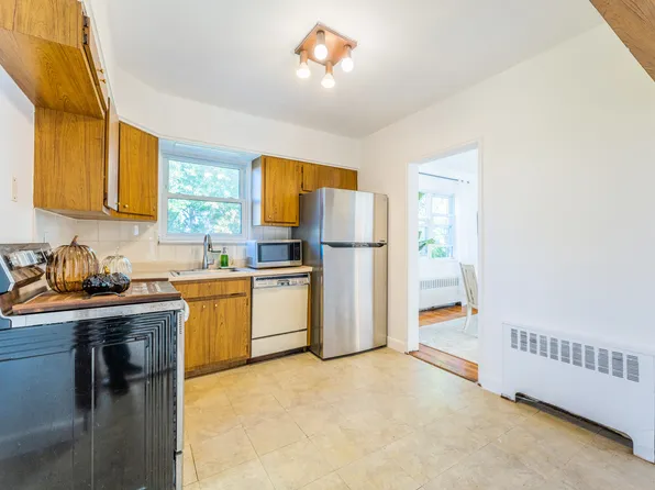 50-15 199th Street image 16 of 30