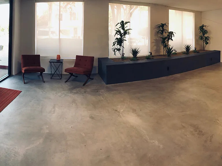 California Euclid Apartments — Photo 4