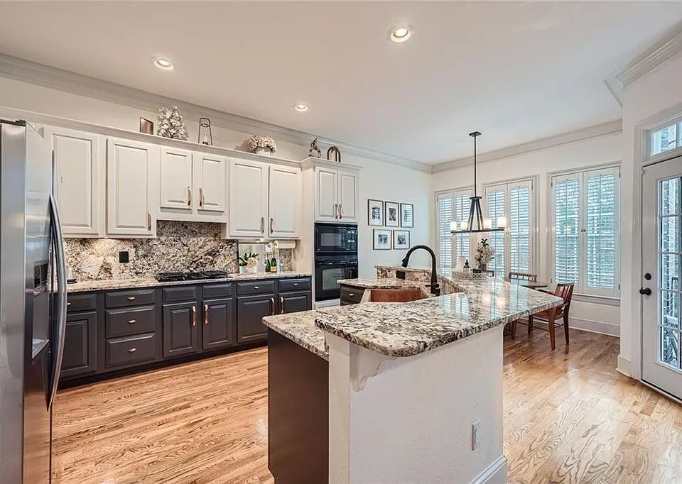 4669 Ivygate Cir SE