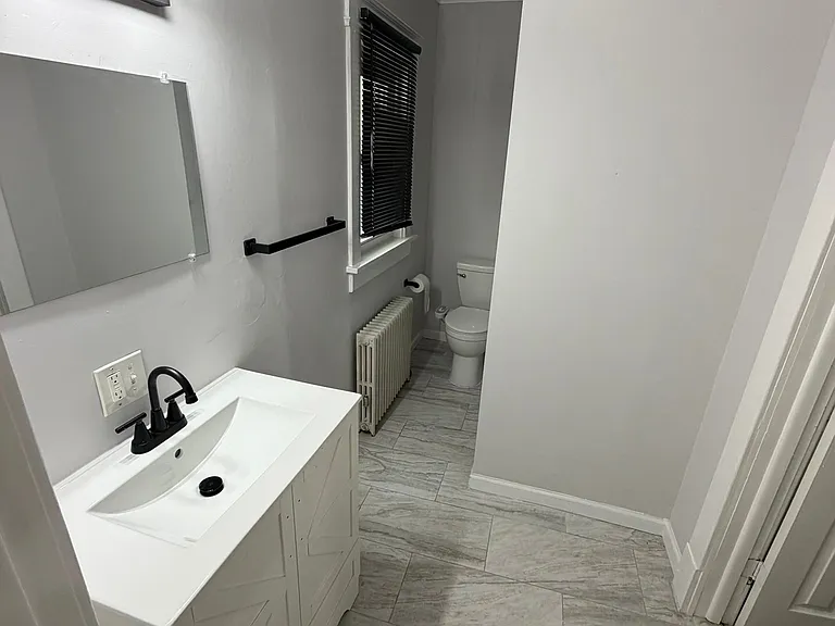 977 Jaques Ave — Photo 5