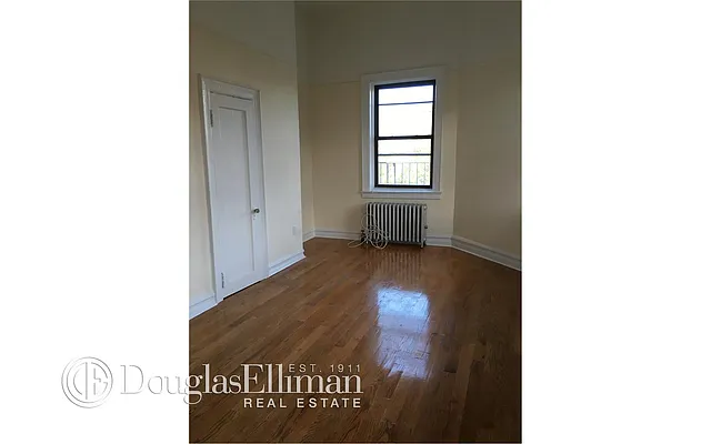 Rented by Douglas Elliman | media 14