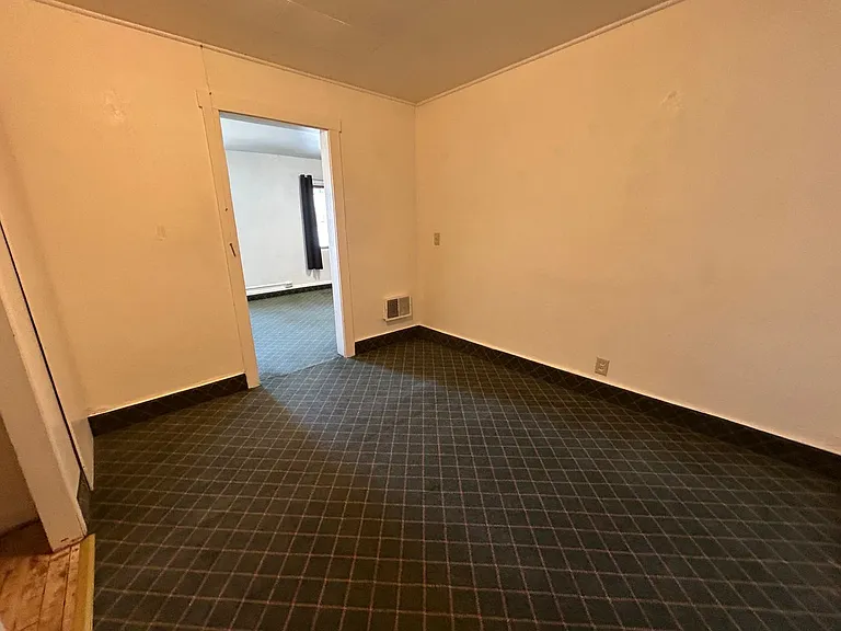 821 W Main St. — Photo 16