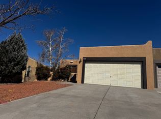 5728 Manzanillo Loop NE, Albuquerque, NM 87111