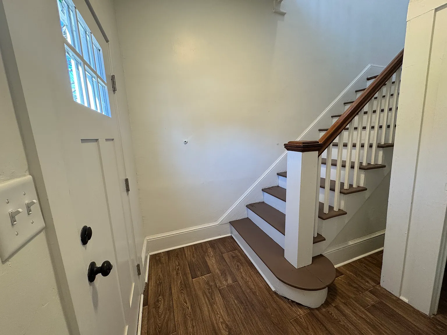 2 bed, $1,200 — Photo 4