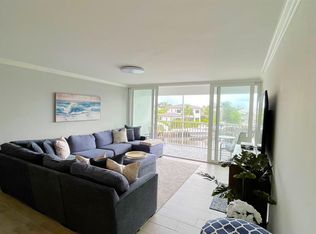 698 NE Spanish River Blvd APT 32, Boca Raton, FL 33431