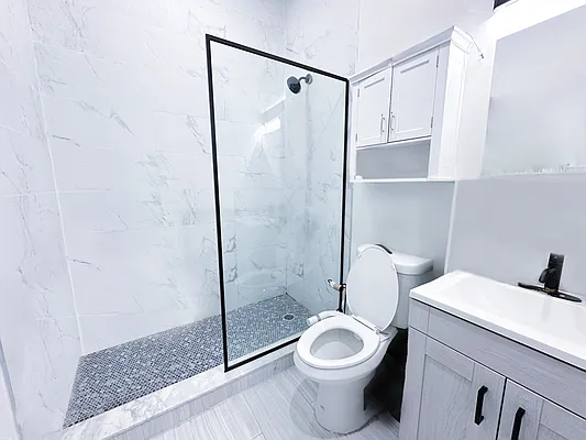 Rented by MJR Real Estate Mgmt LLC | media 11