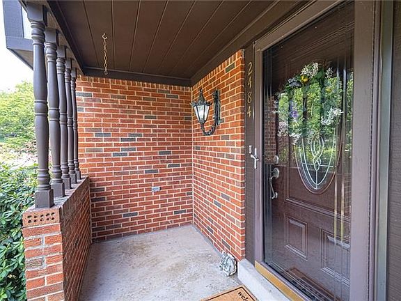 2nd image of 2484 Corteland Dr