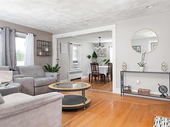 4th image of 65 City View Ave