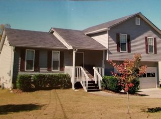 425 Ivy Crest Dr, Dallas, GA 30157
