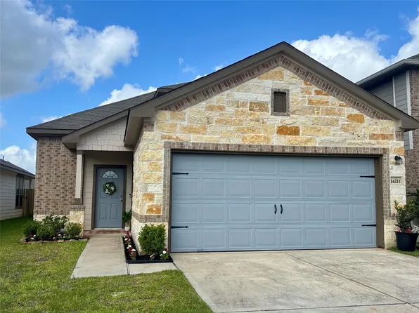 14211 Grand Hills Dr, Conroe, TX 77303