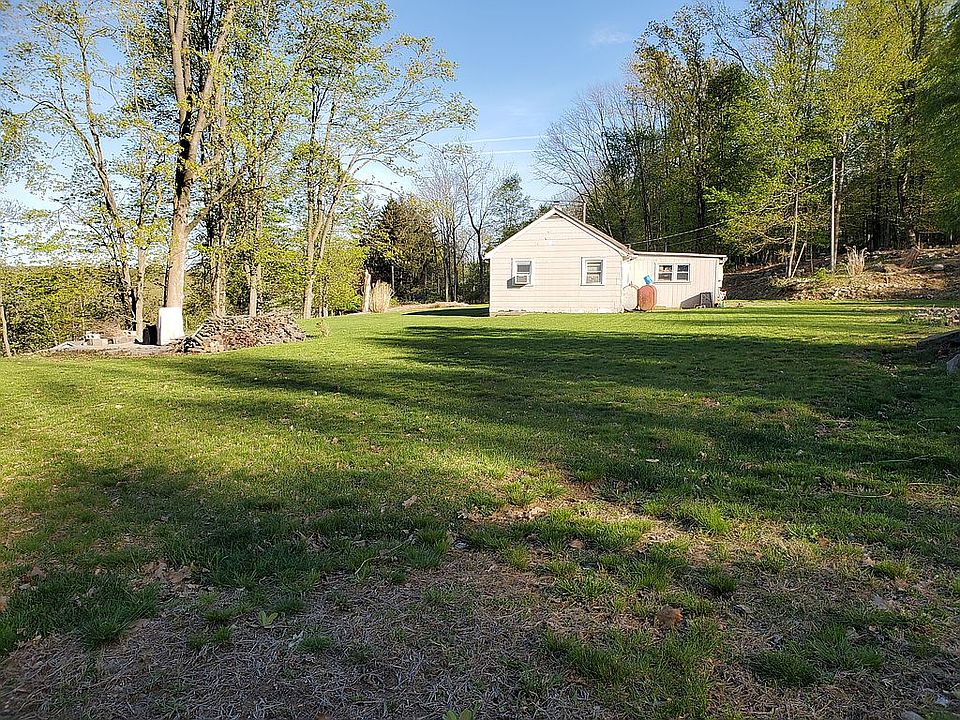 2nd image of 1241 High Mountain Rd