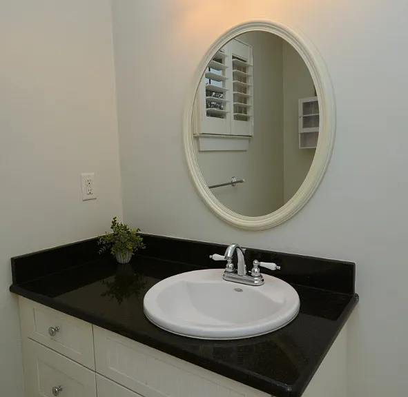 4116 Pretty Lake Ave — Photo 1