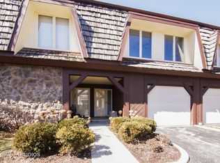 1655 Winnetka Rd, Glenview, IL 60025