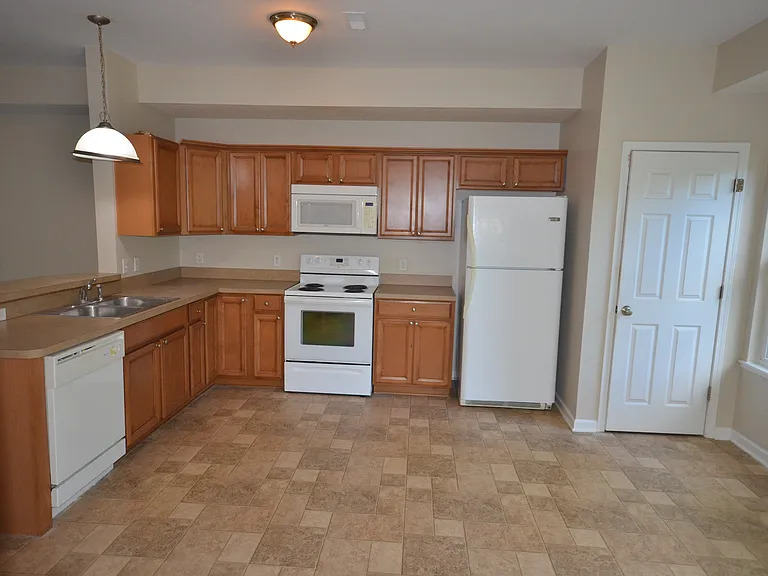 308 Swartz Rd — Photo 6