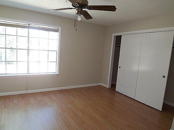4th image of 18539 Bridoon Dr