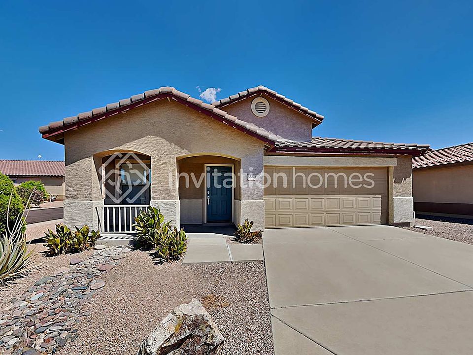 1st image of 2339 S Joslyn