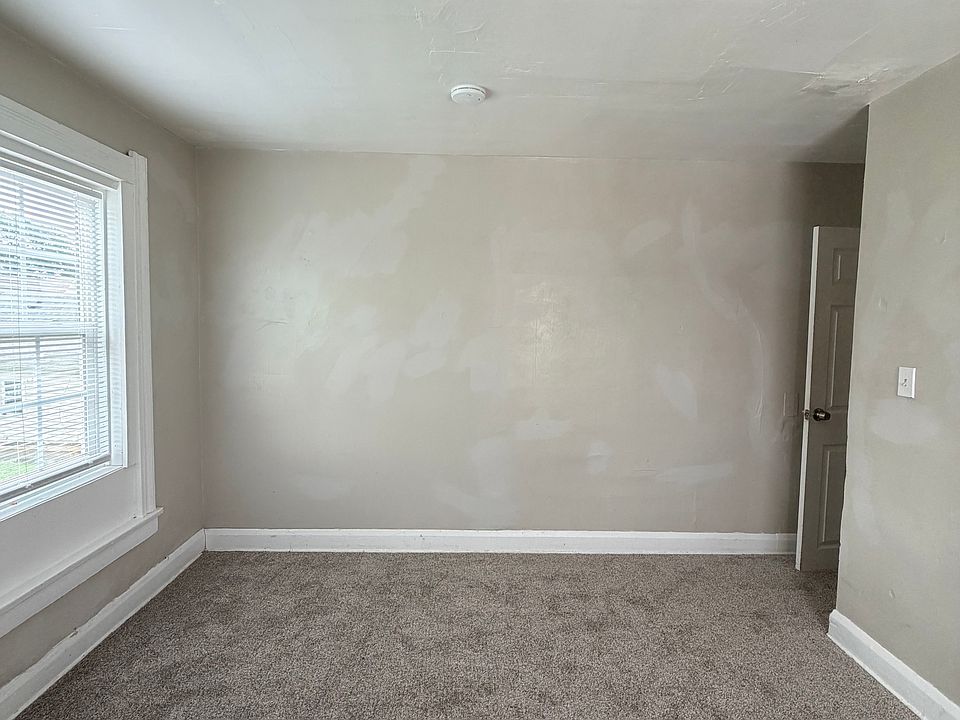 1st image of 219 Boody St #219