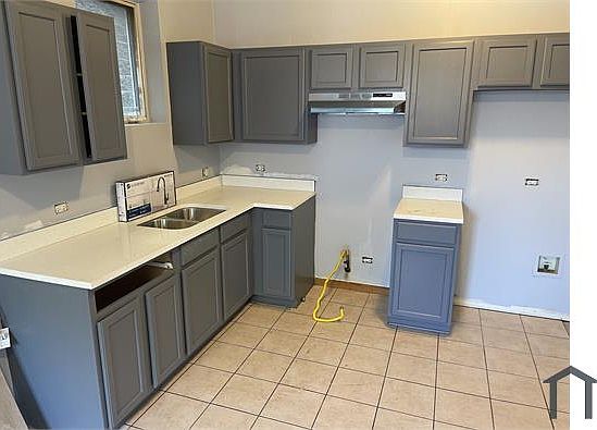 2nd image of 1401 S Kedvale Ave #2
