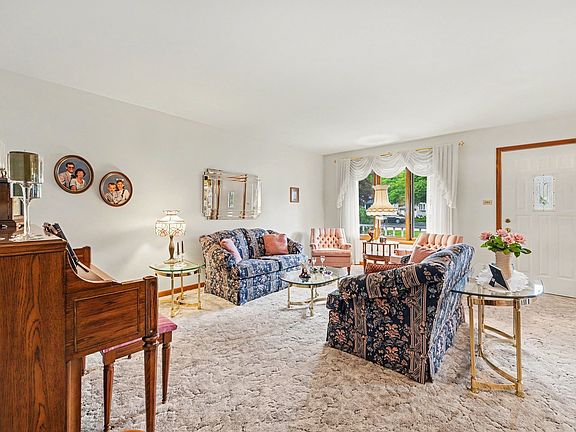 3rd image of 3333 186th St
