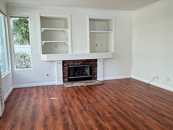 4th image of 3155 Foxtail Ct