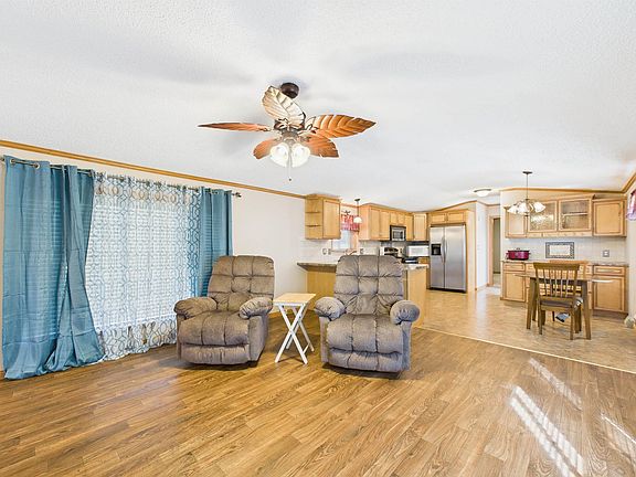 2nd image of 10 William Dr