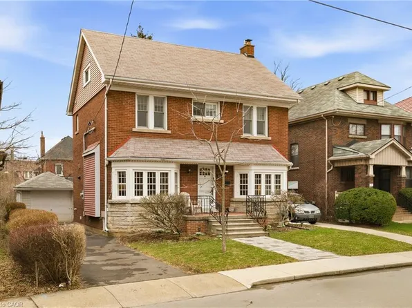 43 Balsam Ave S, Hamilton, ON L8M 3A9