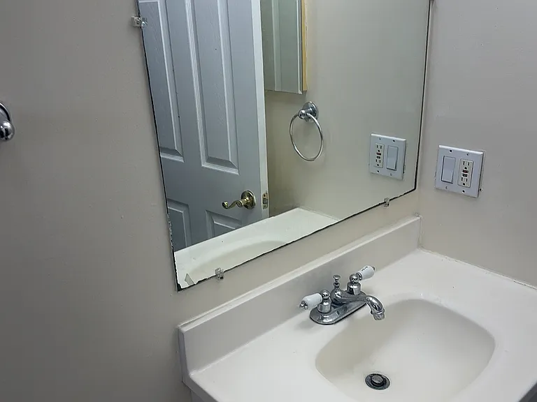 616 N Sycamore Ave #1 — Photo 16