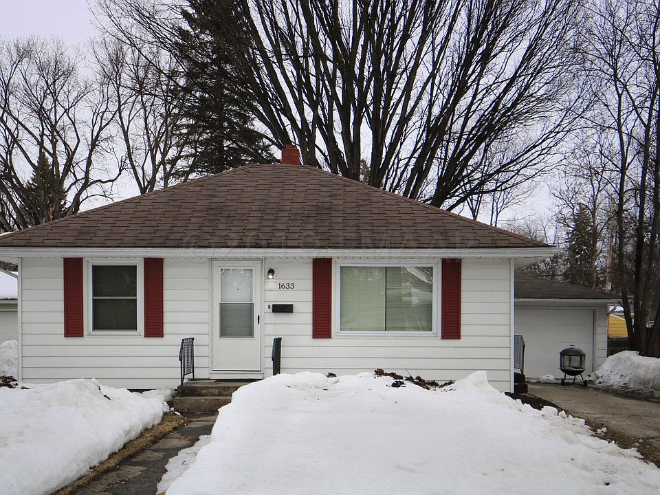 01 Front of House