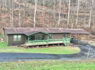 968 Cory Rd, Olive Hill, KY 41164