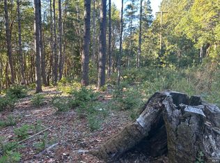 25136 Sherwood Rd, Willits, CA 95490